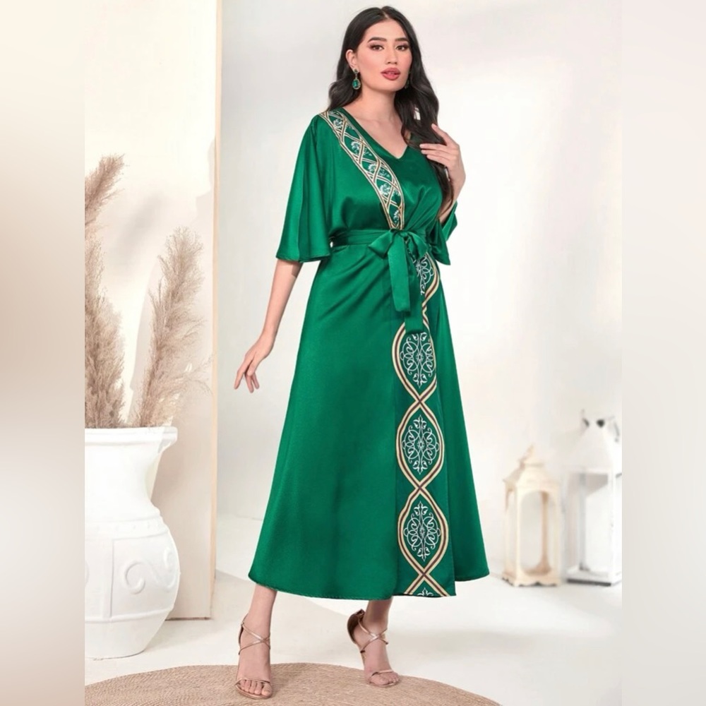 Elegant Green Batwing Kaftan Dress